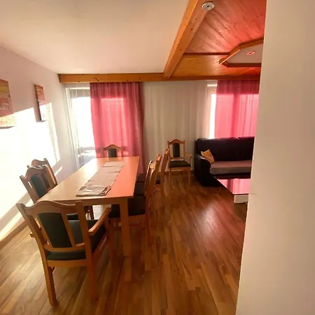 アパート In Zell Am Near Lake, Cleaning Included