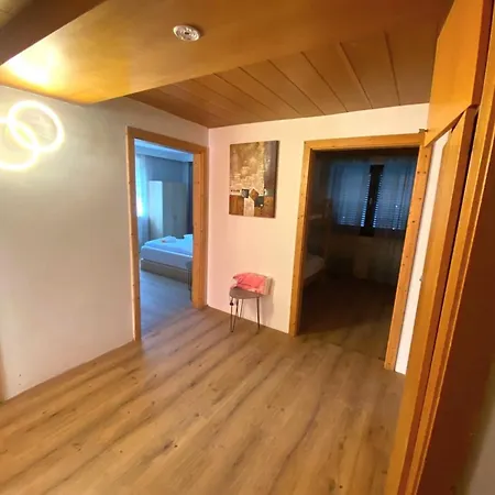 In Zell Am Near Lake, Cleaning Included アパート