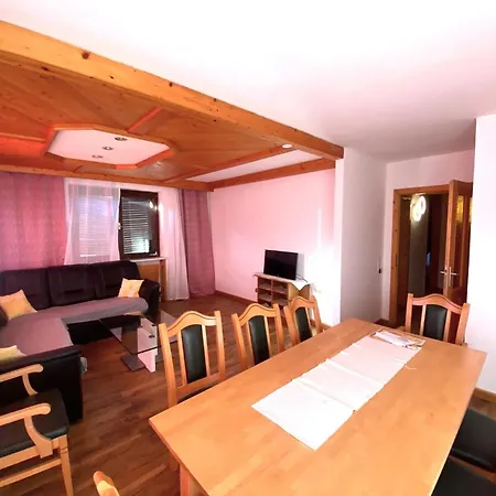 アパート In Zell Am Near Lake, Cleaning Included